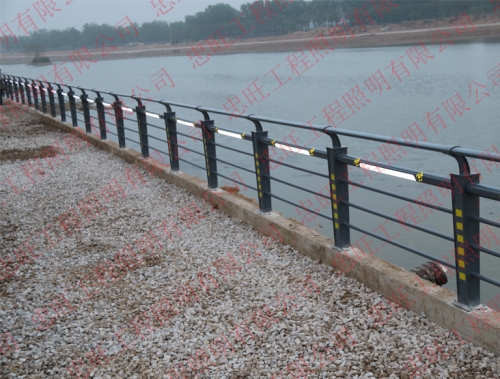 河道燈光護(hù)欄價(jià)格表